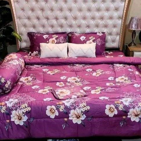5 Pecs Luxury Couple Comforter Set